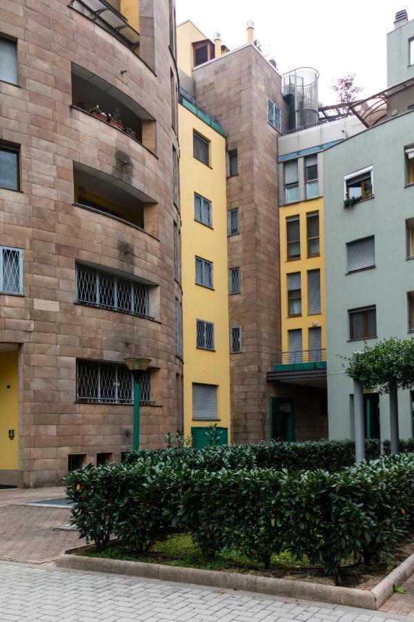Cozy Penthouse Villa San Donato Milanese Exterior photo
